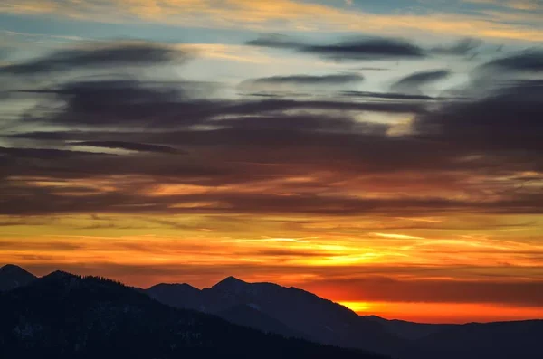 Горную Тему Использовать Например Качестве Фона Красочный Закат Над Вершинами — стоковое фото