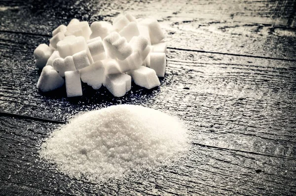 Conceito Com Açúcar Branco Não Saudável Cubos Açúcar Cristais Uma — Fotografia de Stock