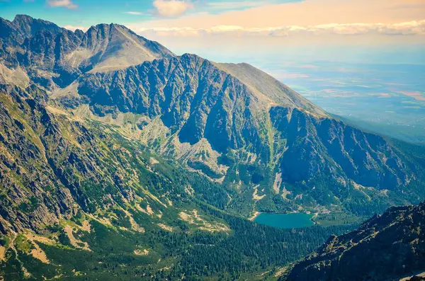 Zomer Berglandschap Slowaakse Bergen Uitzicht Het Meer Vallei Hoge Tatra — Stockfoto