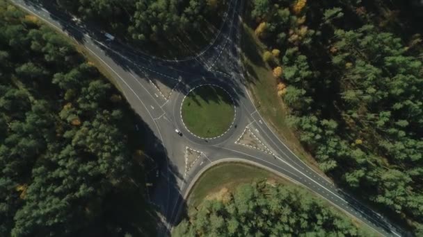 Top Aerial View Green Roundabout Road Junction City Summer Day — Stock Video
