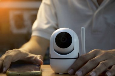 IP kablosuz güvenlik kamerası internet kurulum teknolojisini, güvenlik sistemlerini, akıllı ev uygulamalarını destekliyor