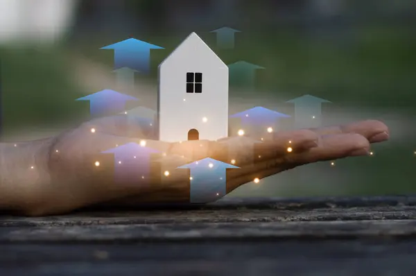 Gayrimenkul Yatırım Fikirleri: Gelecekteki fiyat hedefleri için bir ev veya arazi satın almak veya bir aile kurmak.