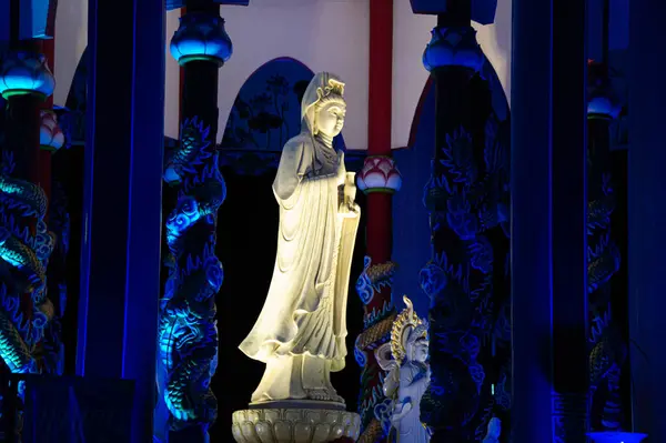 stock image Standing white statue of Guan Yin (Goddess of Mercy)