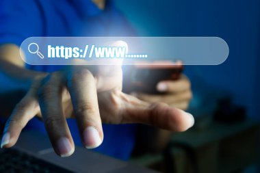 Web sitesi kayıt ve kurulum alanı kavramı