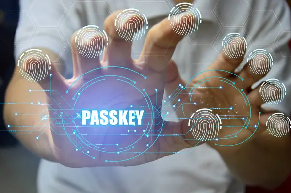 Maksimum güvenlikli biyometrik kilit için bir kod yerine parola anahtarı