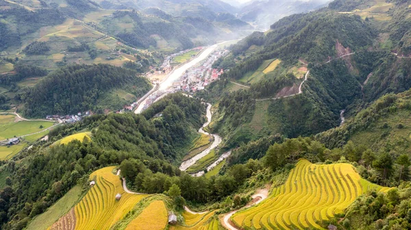 Ορυζώνες Επί Ενωμένος Του Cang Chai Yenbai Βιετνάμ Ορυζώνες Προετοιμάσει — Φωτογραφία Αρχείου