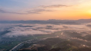 Bac Kan şehri, Vietnam Sabahın erken saatlerinde