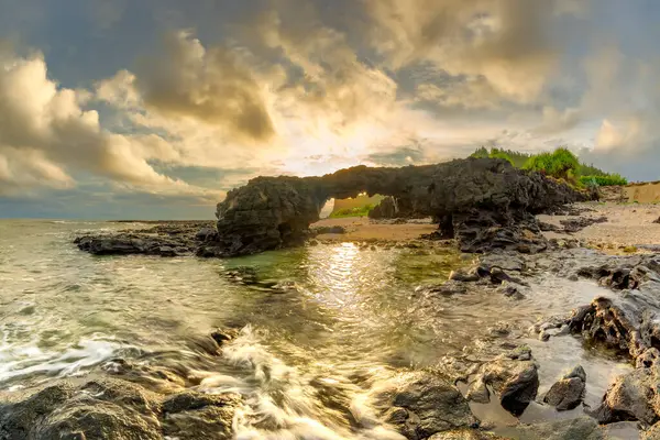 Ly Son Adası, Quang Ngai 'nin bir ilçesidir ve çoğu gezginin dikkatini çekmez.