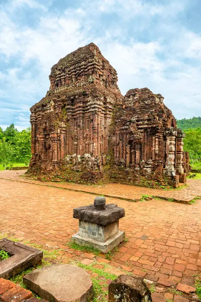 stock image My Son Sanctuary is a large complex of religious relics comprises Cham architectural works. A UNESCO world heritage site in Quang Nam, Vietnam. Located about 30 km west of Hoi An ancient town.