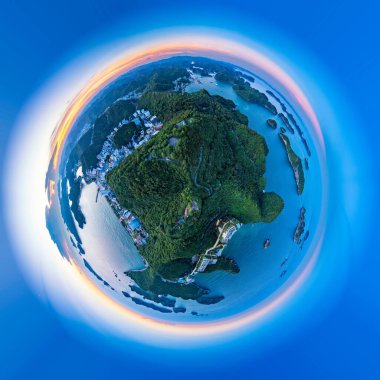 Lan Ha Koyu, UNESCO Dünya Mirası Alanıdır. Kuzey Vietnam 'da çok güzel bir doğa harikasıdır.