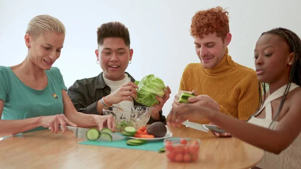 Slow Motion Video Group Multiethnic Friends Preparing Salad Home — Stock Photo, Image