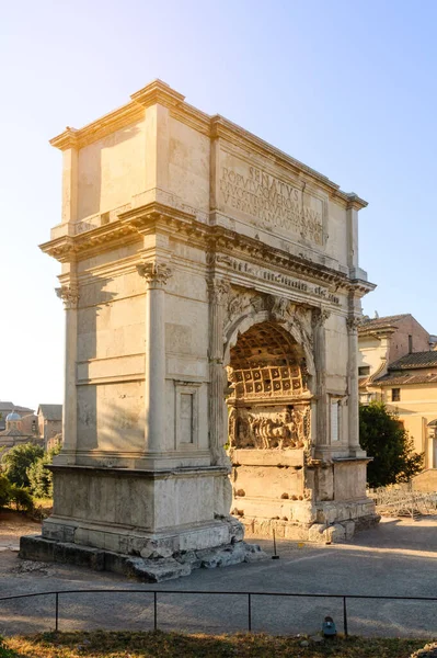 Arco Triunfal Imperador Tito Dinastia Flaviana Localizado Fórum Republicano Roma — Fotografia de Stock