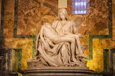 Vatikan Şehri, 21 Ağustos 2008: Pieta by Michelangelo. Aziz Peter Bazilikası