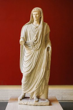 Roma, İtalya, 22 Ağustos 2008: İlk imparator Octavian Augustus 'un heykeli. Palazzo Massimo. Ulusal Roma Müzesi