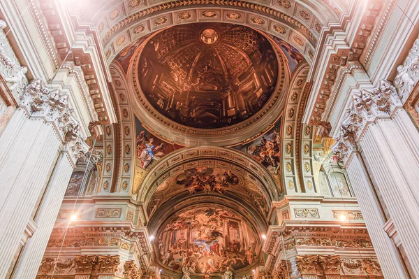 Rooma Italia Elokuuta 2008 Fake Dome Loyolan Pyhän Ignatiuksen Kirkossa — kuvapankkivalokuva