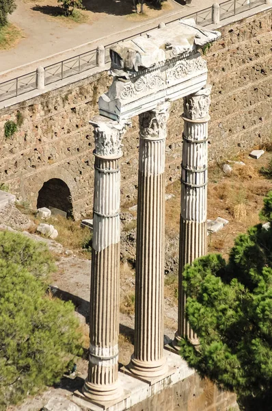 Colunas Coríntias Entablamento Fórum Imperial Júlio César Roma — Fotografia de Stock