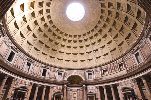 Roma Itália Abril 2017 Cúpula Panteão Roma Fotos De Bancos De Imagens