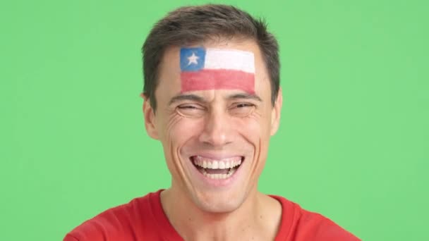 Video Studio Med Kroma Närbild Man Med Chilensk Flagga Målad — Stockvideo