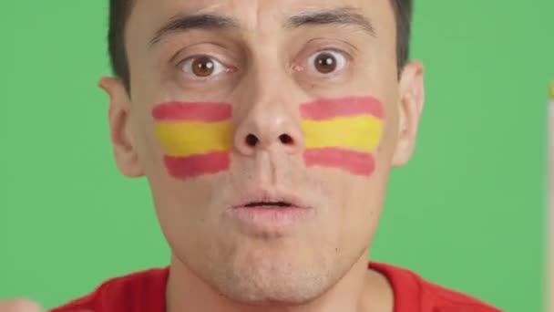 Primer Plano Vídeo Estudio Con Croma Hombre Con Bandera Nacional — Vídeos de Stock
