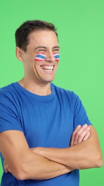 Video Studio Chroma Happy Man Thai Flag Painted Face Looking — Stock Video