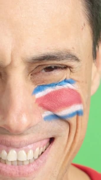 Video Studiu Chroma Zblízka Muže Costa Rican Vlajkou Namalované Tváři — Stock video