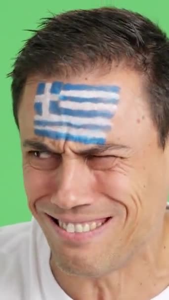 Close Video Studio Chroma Very Nervous Man Greek Flag Painted — Stock Video