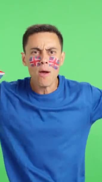 Video Studio Chroma Man Passionately Cheering United Kingdom Screaming Waving — Stock Video