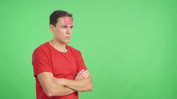 Vídeo Estúdio Com Croma Homem Com Bandeira Chinesa Pintado Rosto — Vídeo de Stock