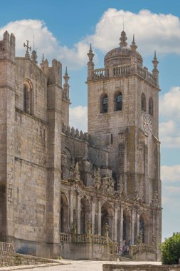 Porto Katedrali güneşli bir yaz gününde, Portekiz