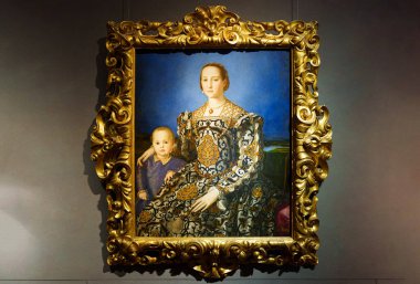 Floransa, İtalya, 4 Ocak 2024: Toledo Eleonora ve oğlu Giovanni 'nin Portresi. - Evet. Bronzino. Uffizi Galerisi, Floransa