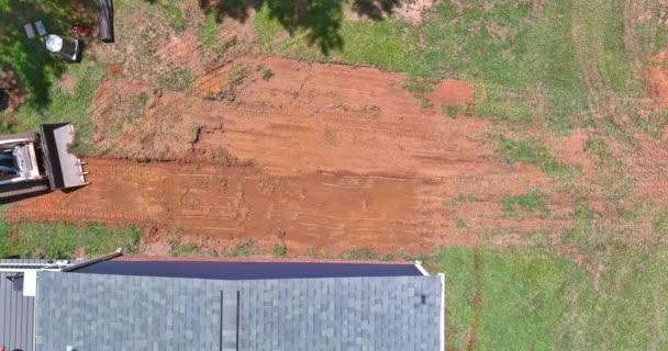 用推土机铲土是为把土运走而进行的美化工作 — 图库视频影像