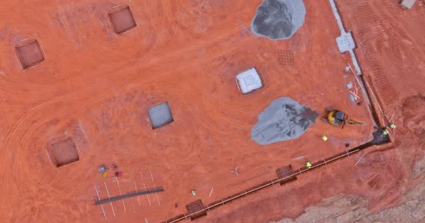 Stanno Preparando Fondamenta Grande Edificio Che Concretizza Nello Scavo Trincee — Video Stock