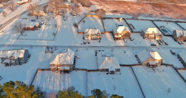 在美国南卡罗来纳州 人们可以从空中看到雪景 在降雪后的美国小镇 就像在降雪后一样 — 图库视频影像