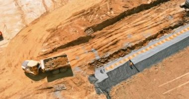 Toprak dostu yeraltı yağmur suyu üretimi ticari alanlarda fırtına suyu hasat etmek için su sağlıyor
