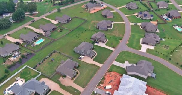 Крыша Воздушным Видом Дома Небольшой Американский Городок Летом Южной Каролине — стоковое видео