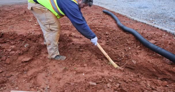 Major Rainfall Worker Digs Trench Lay Drainage Pipe Collect Rainwater — Vídeo de stock