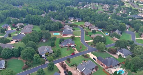 Aerial View Roofs Small American Town Summer Time South Carolina — Stockvideo