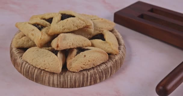 Purim Festival Jews Celebrate Religious Holiday Cookies Tallit Noisemaker Masks — Stockvideo