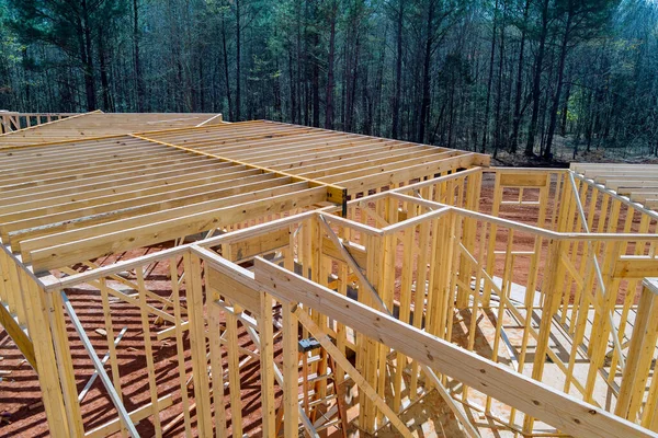 Construção Casa Madeira Começa Com Vigas Enquadramento Que Suportam Layout — Fotografia de Stock