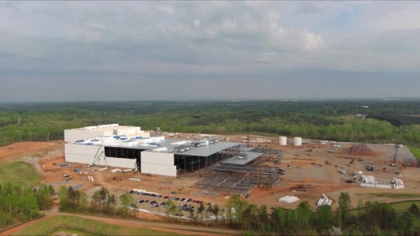 工业仓储建筑桁架钢结构作为建筑一部分的施工 — 图库视频影像