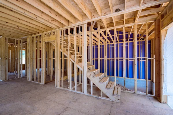 Építés Alatt Ház Igényel Telepítés Fából Készült Gerendák Mint Belső — Stock Fotó