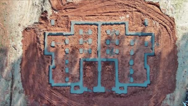 Prozess Des Gießens Fundament Beinhaltet Erdaushub Dann Gießen Beton Ausgegrabenen — Stockvideo