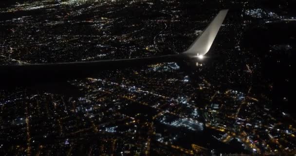 Mesmerizing Sight Greeted Passengers Airplane Flew Sprawling Night City — Stock videók
