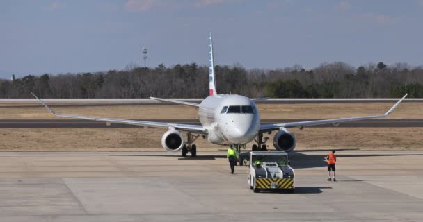 11March 2023 Gsp Greenville Preparing Plane American Eagle Departure International — Stock Video