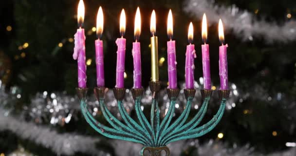 Χάνουκα Μενόρα Ανάβοντας Ιερά Κεριά Εβραϊκής Γιορτής Hanukkiah Στο Εβραϊκό — Αρχείο Βίντεο