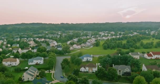 Small American Town New Jersey Sleeps Residential Houses Comfortable Atmosphere — Stock Video