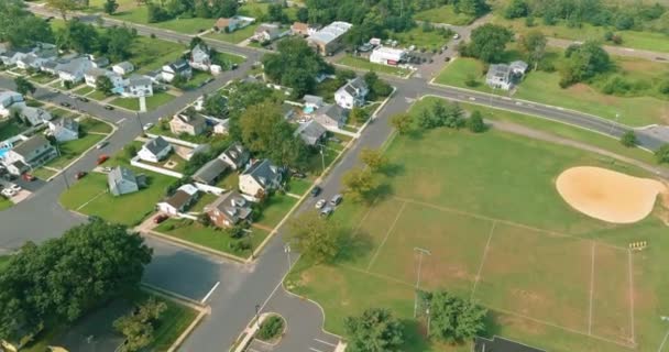 Από Ύψη Της Μικρής Αμερικανικής Πόλης Στο New Jersey Θέα — Αρχείο Βίντεο