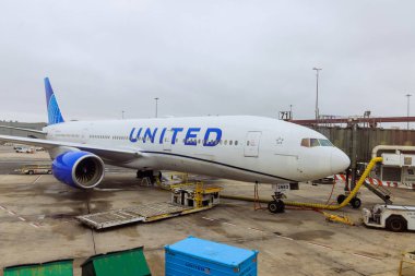 30 Ekim 2023 EWR Havalimanı Newark NJ ABD. Uçak bakım şirketi United Airlines bir sonraki uçuş öncesi Newark EWR havaalanına park etti.