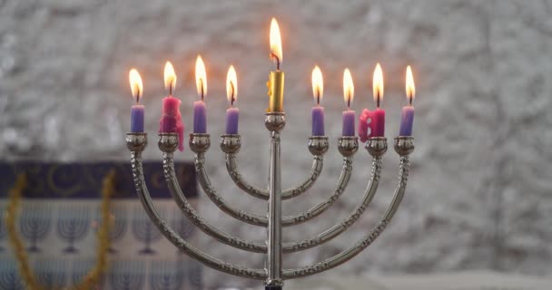 Durante Festa Della Religione Ebraica Hanukkah Luci Candela Hanukkiah Menorah — Video Stock