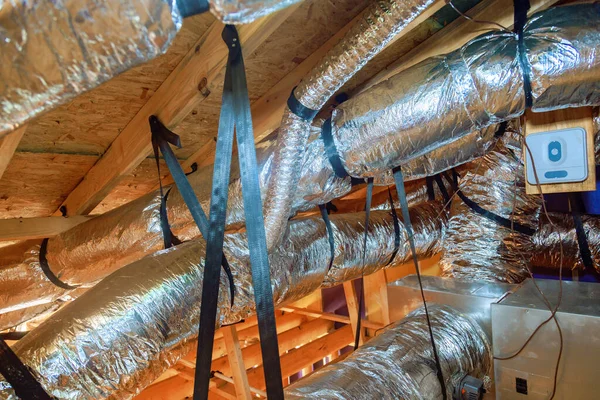 Installation Hvac Equipment New Home Ventilation System Metal Duct Pipelines — Stock Photo, Image